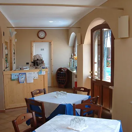 Dl'angel Villar San Costanzo